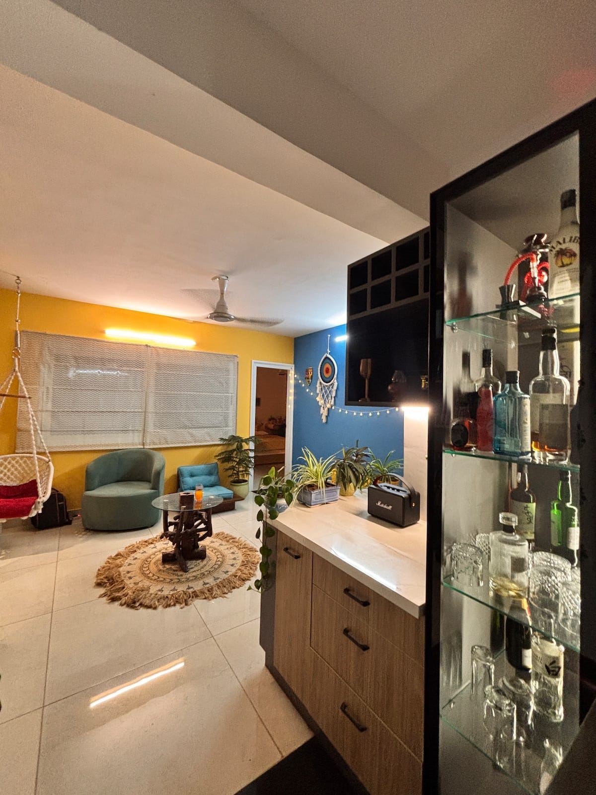 Listing room photo 8